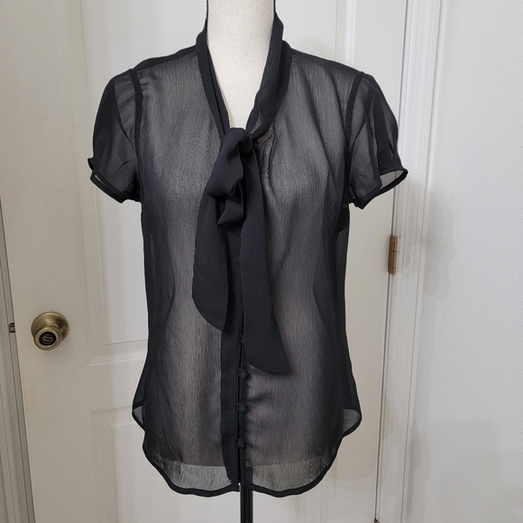Merona Size M Black Sheer 100% Polyester Short Sleeve Button Front Blouse - Picture 1 of 12